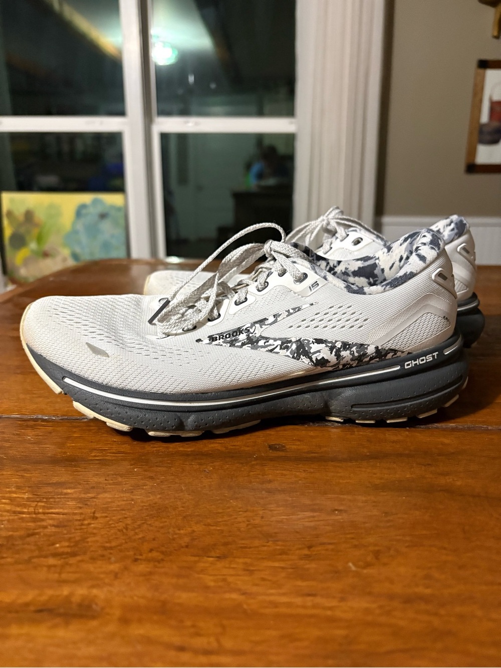 Brooks Ghost Running Shoe - Light Gray with Charcoal Accents